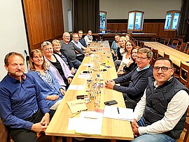 Banner Herbststammtisch vom “Vereinsnetzwerk in und um Arnstorf”
